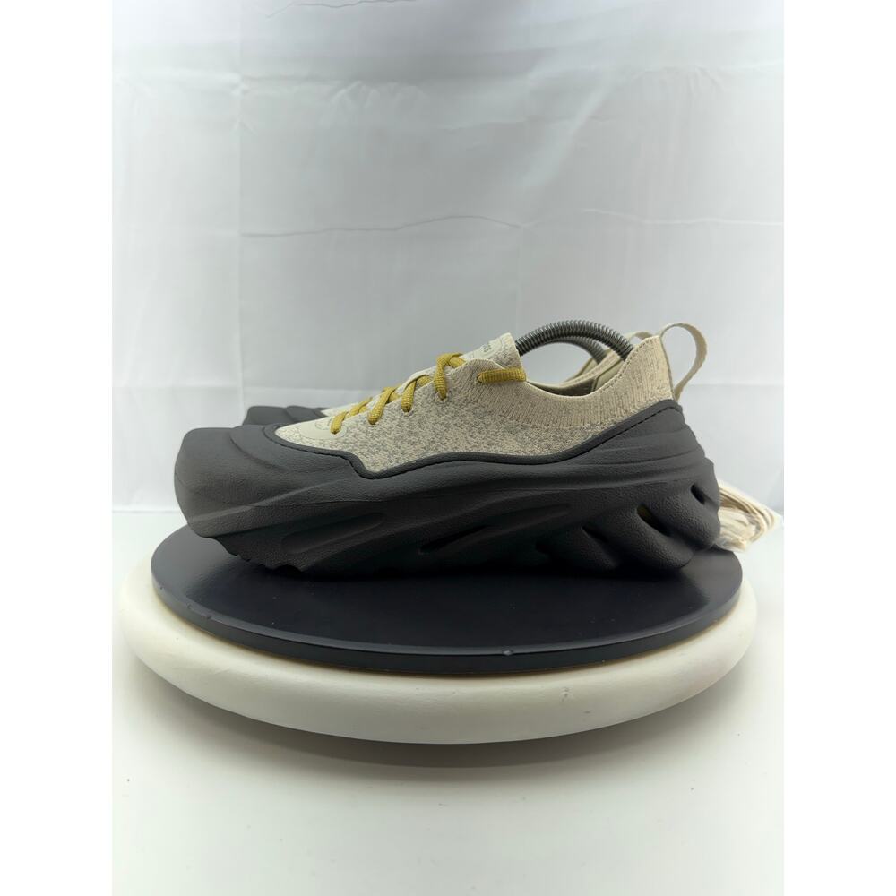 Crocs Echo Surge Men 8 Women 10 Almond Tint Black Outdoor Comfort Athletic Shoes